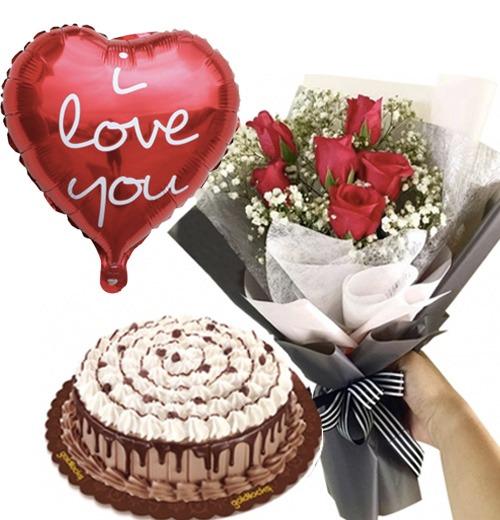 6 Red Roses, 1/2kg Butterscotch Cake and FREE Balloon product1462